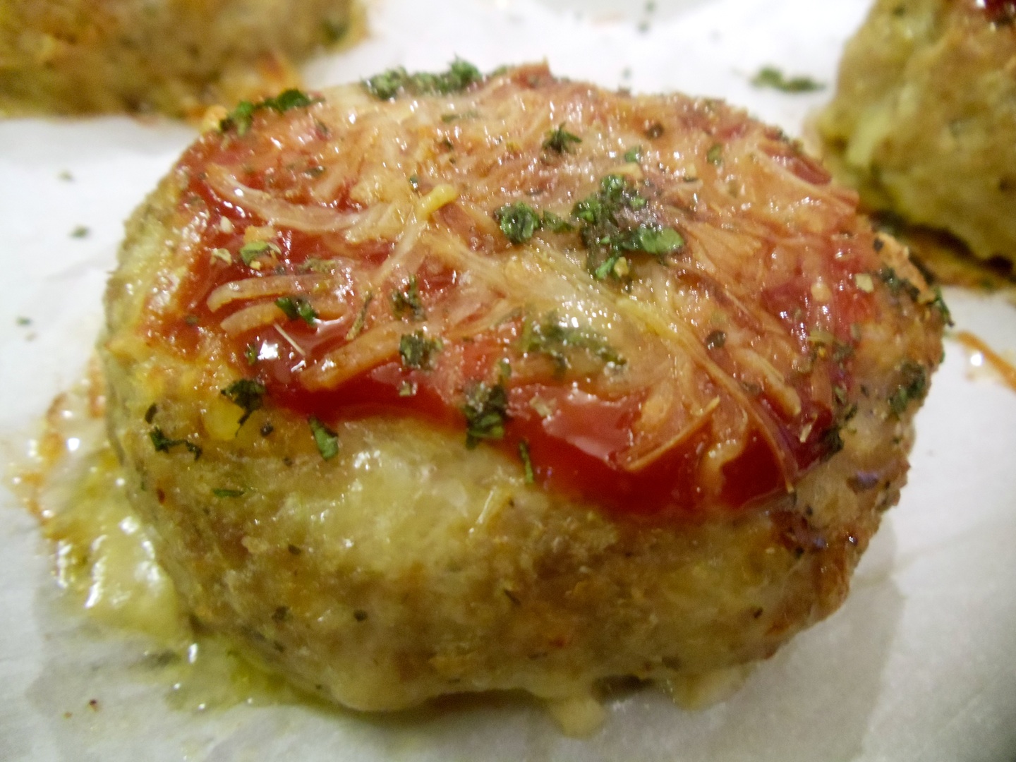 A nice departure from a ground beef meatloaf. These are juicy and packed with flavor! Mini Italian Meat Loaves! From #Real Food Girl: Unmodified