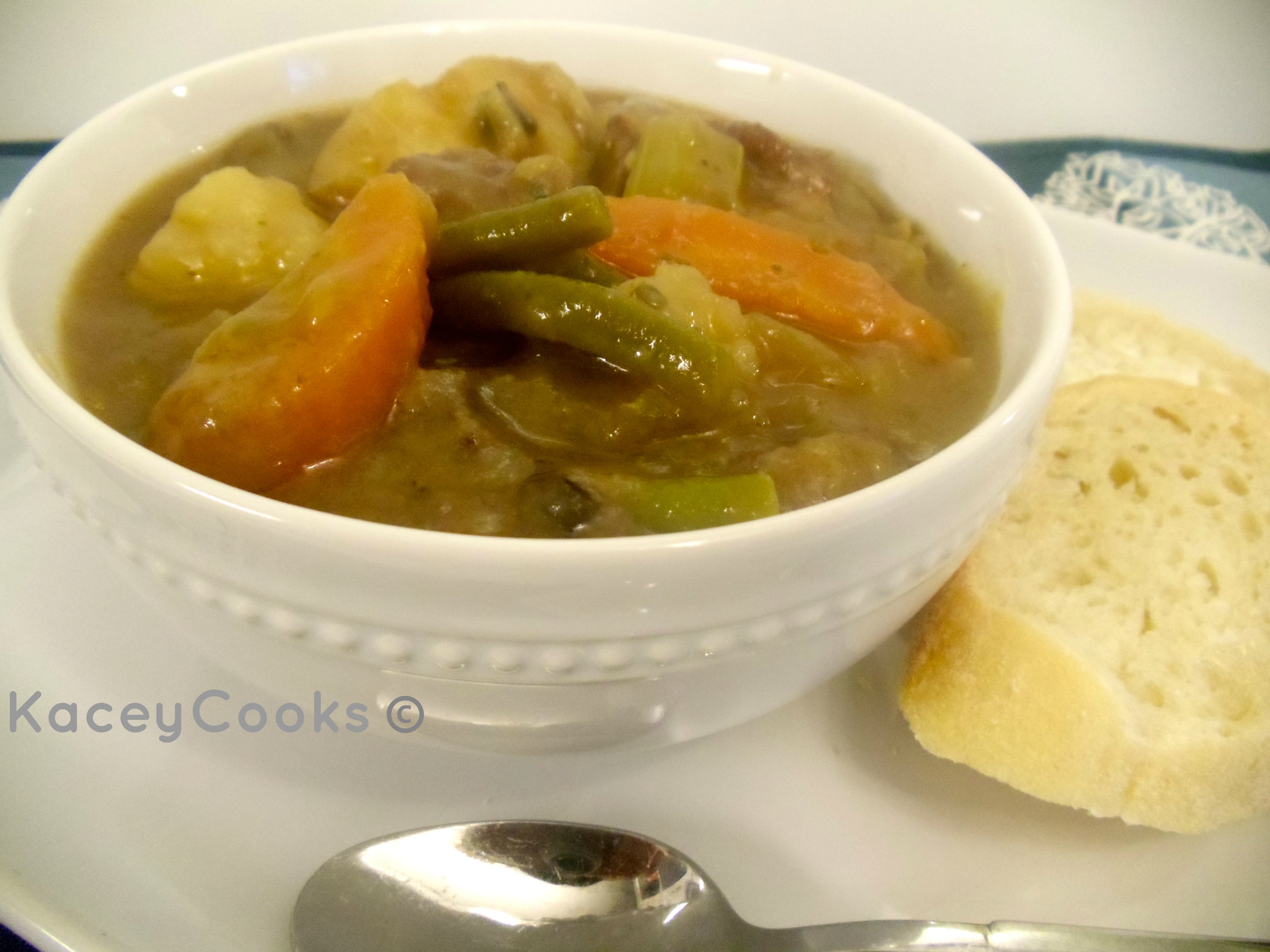 SImple and delicious one pot beef stew! Organic and GMO-Free. Perfect comfort food from #Real Food Gril: Unmodified