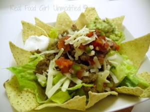 GMO-Free Tasty Taco Salad. Super flavorful taco meat made with organic grass fed beef, and fresh veggies! Perfect weeknight meal. Real Food Girl: Unmodified