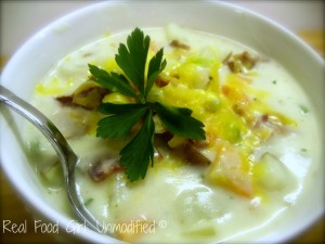 Hearty Potato Soup with Bacon. This is the tastiest, most satisfying potato soup and it's made with ALL organic ingredients! Real Food Girl: Unmodified