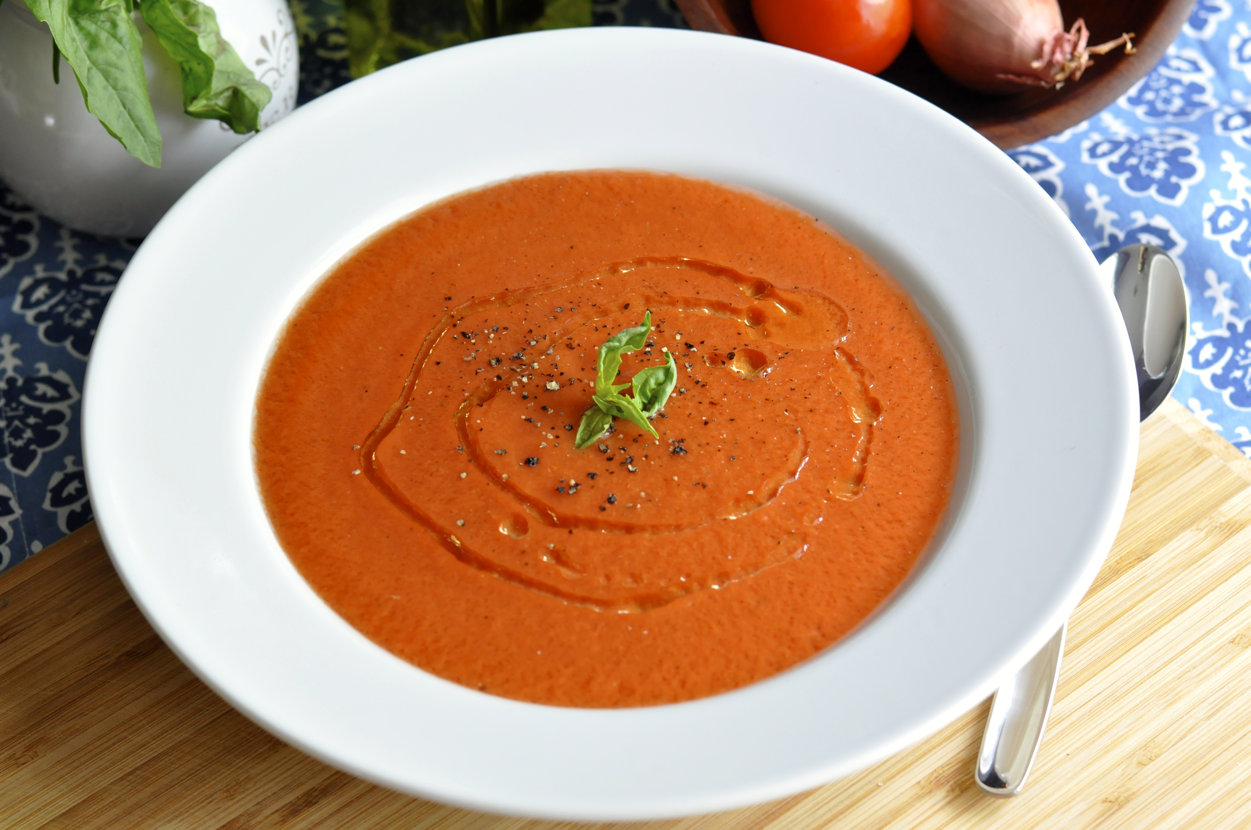 Chilled Garden Fresh Tomato Soup- Perfect for Summer-- Guest Post on Live Simply by Real Food Girl: Unmodified